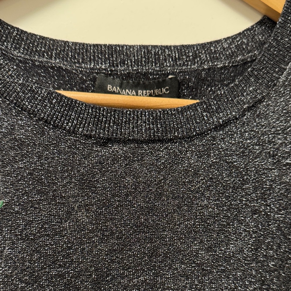 Banana Republic Black Sleeveless Sparkle Top size M - Picture 2 of 4